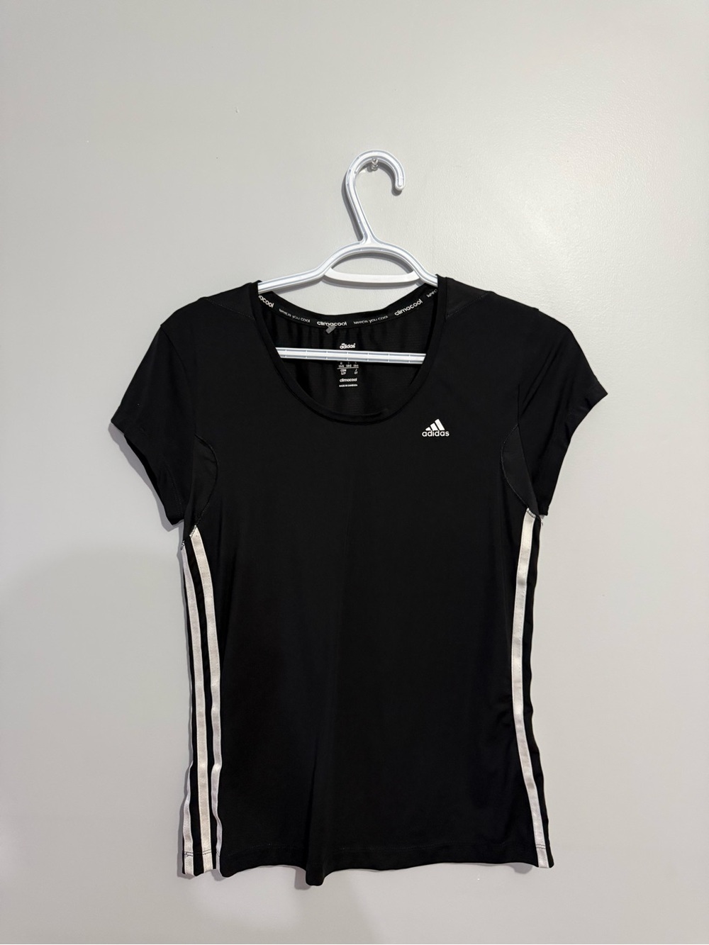 adidas Black Short Sleeve Tee with White Side Stripes size small